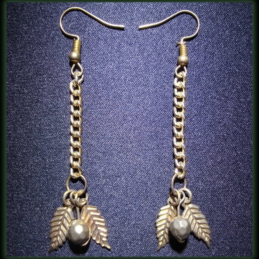 Metallic Earrings with metallic leaves